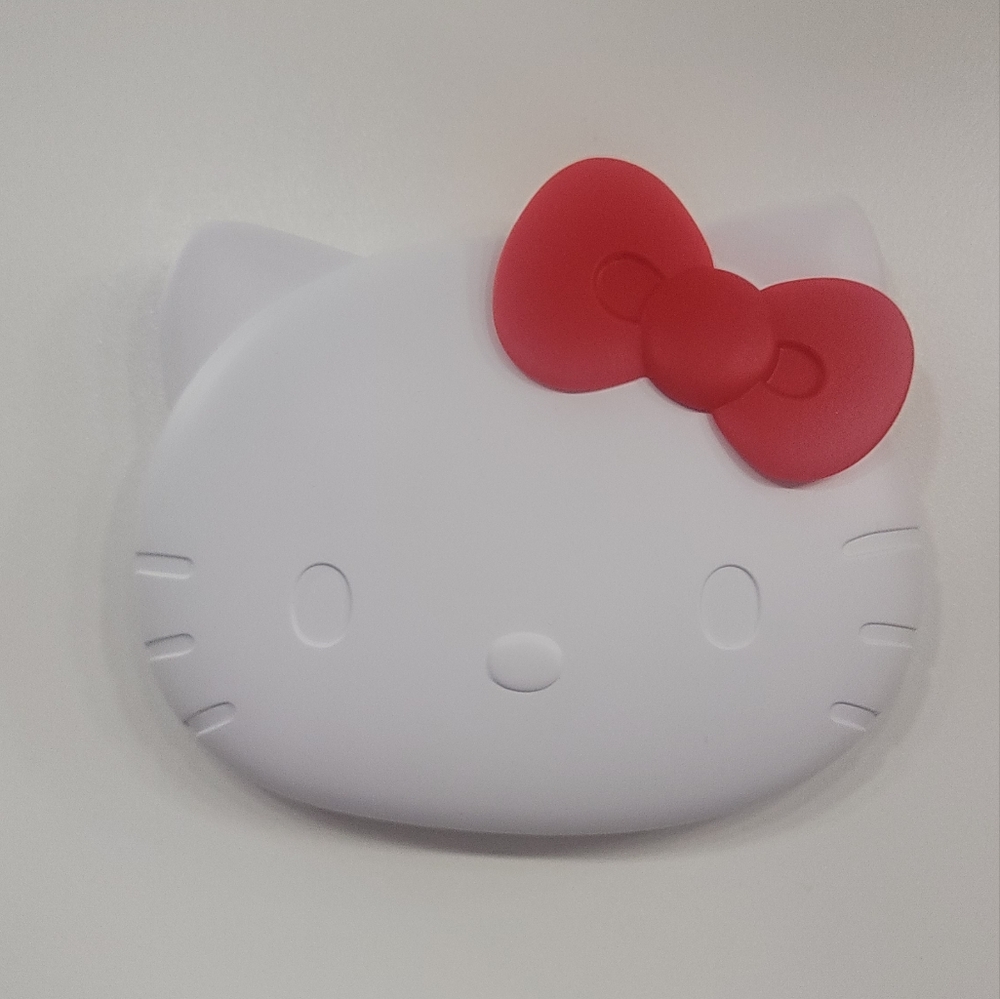 Hello Kitty items! - Picture 4 of 11